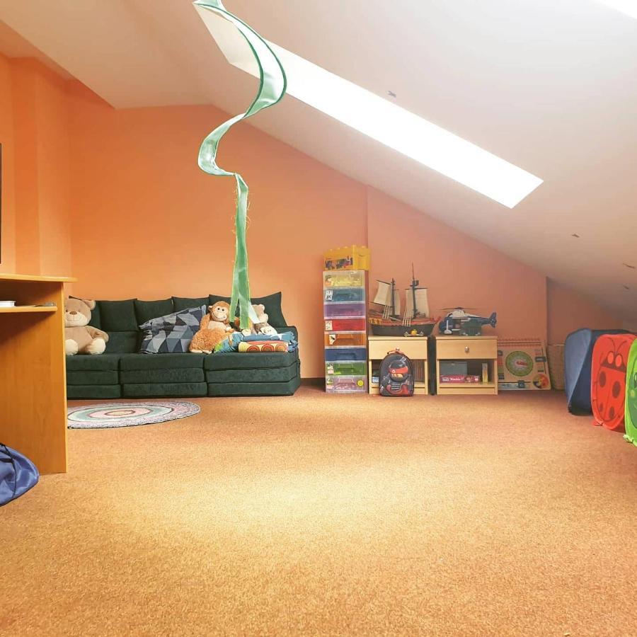 Penzion Lumis Nová Role Extérieur photo